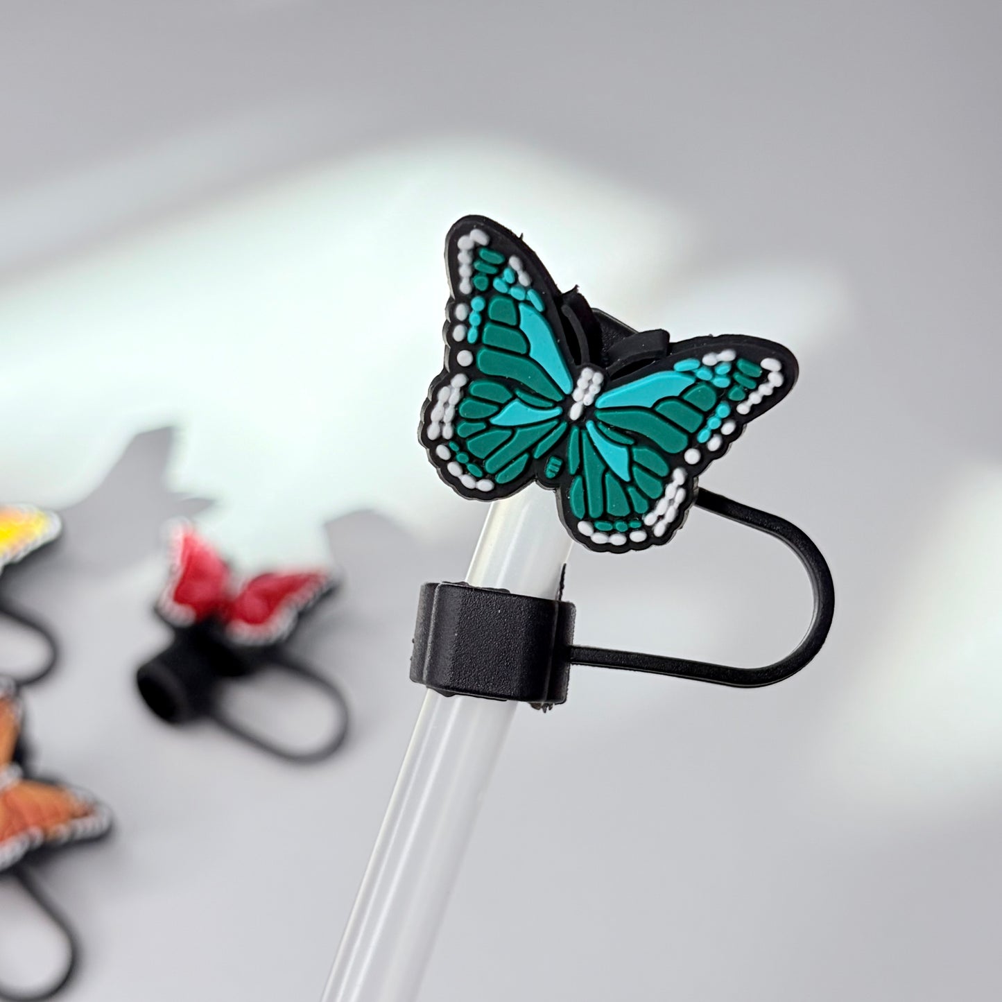 Mariposa Straw Topper